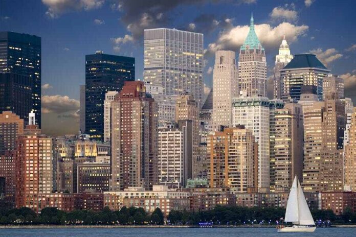 Unveiling-the-American-Dream-A-Comprehensive-Guide-to-US-Visas-for-San-Marino-Citizens-GlobeMigrant.j