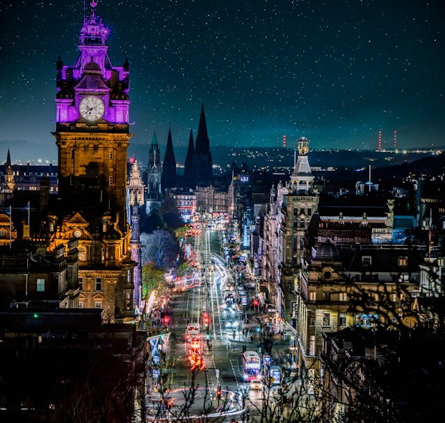 Famous Landmarks in the UK Best British Landmarks to include in Your Bucket List--Must-see landscapes uk-Best places visit uk-Popular uk landmarks